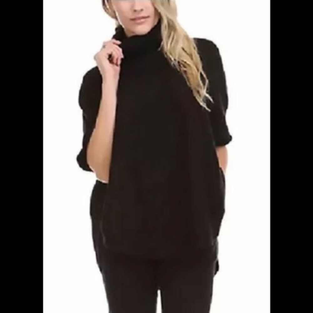 NWT Sisters Poncho Size S